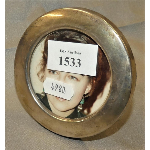 1533 - Late 20th Century Circular Silver Photo Frame.