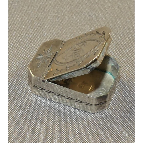 1539 - Georgian Birmingham Silver Engraved Pill Box, maker IT, 2.8cm across, weighing approx 0.2 oz troy.