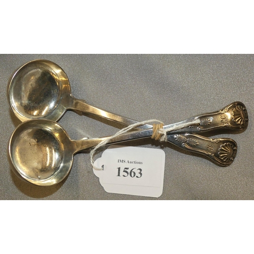 1563 - Pair of Georgian Edinburgh Silver Sauce Ladles, Dated 1827, weighing approx 2.6 oz troy.