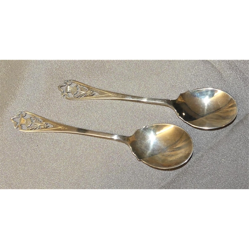 1630 - Pair of Thistle Headed Edinburgh Silver Teaspoons