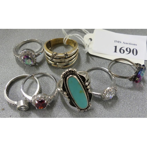 1690 - Lot Silver Gem Set Rings