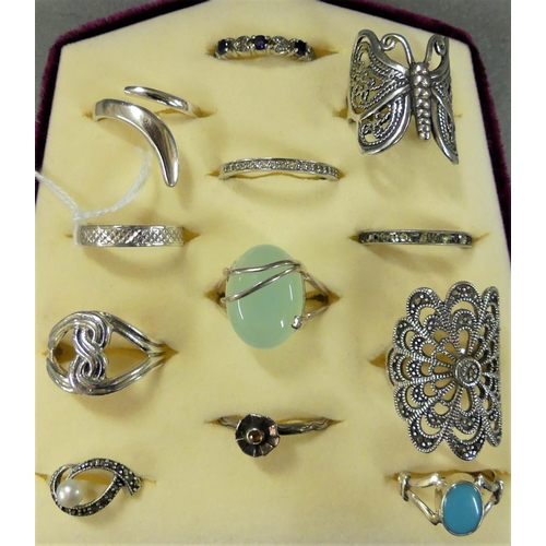 1694 - 12 x Assorted Silver Rings