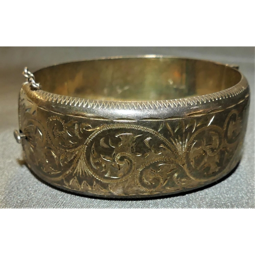 1706 - Engraved Silver Clasp Bangle