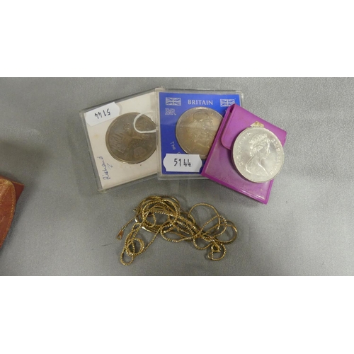 1729 - Commemorative Coins & Gold Plated Necklaces