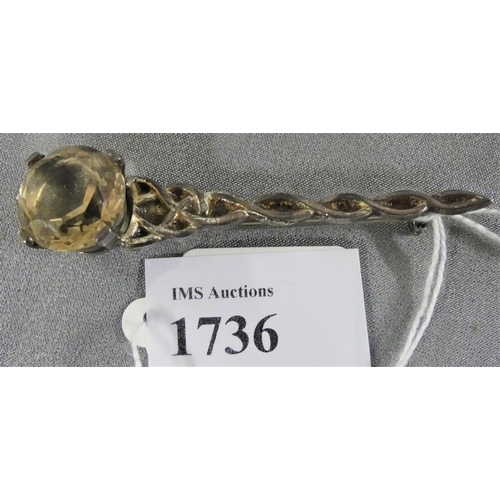 1736 - Citrine Celtic Kilt Brooch