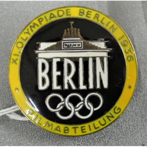 1766 - Badge - Berlin Olympics 1936