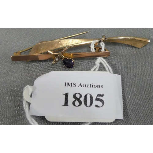 1805 - 2 x 9ct Gold Bar Brooches