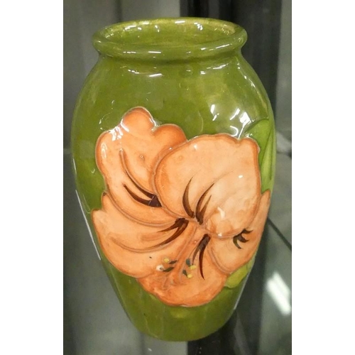 1035 - Moorcroft Pottery Vase, Approx 10cm Tall, Hibiscus Pattern.