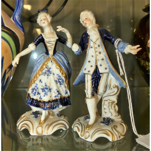 981 - Pair of Continental Porcelain Figures (AF).