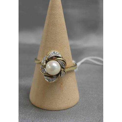 1805 - Gold Diamond Pearl Ring - UK Size P 1/2