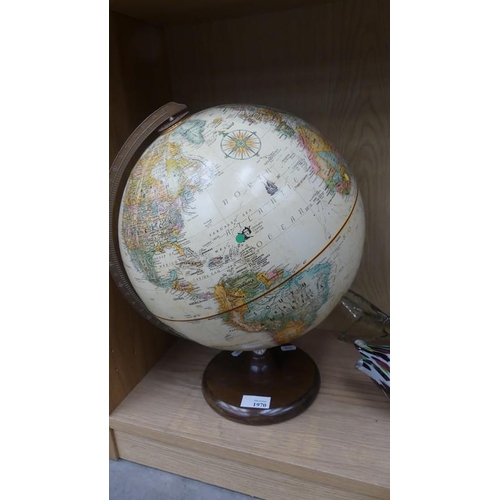 1970 - Modern Terrestrial Globe.