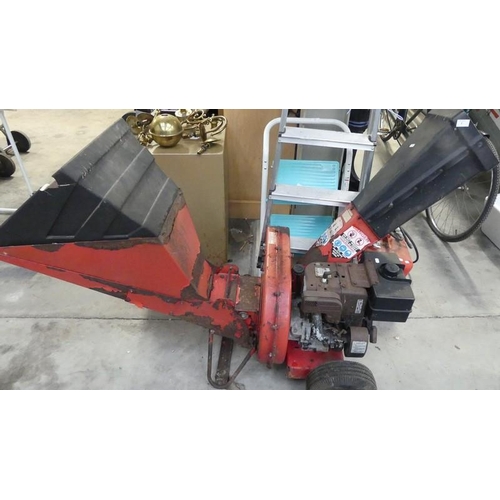 1 - MTD 8HP Petrol Chipper/Shredder.