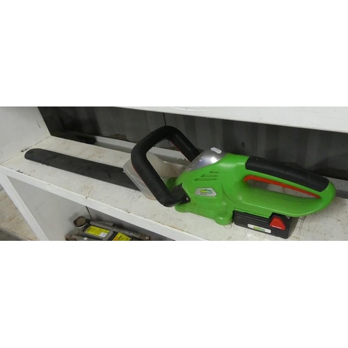 29 - Florabest Battery Hedge Trimmer (No Charger)