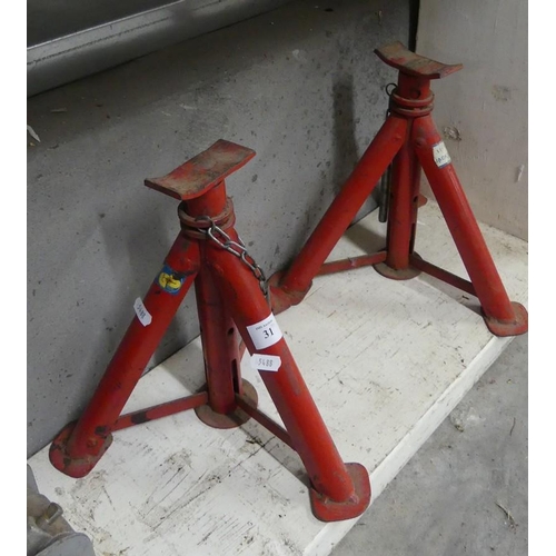 31 - Pair Of Axle Stands