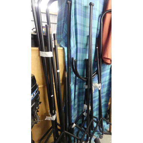 4 - 4 Heavy Duty Clothes Rails.