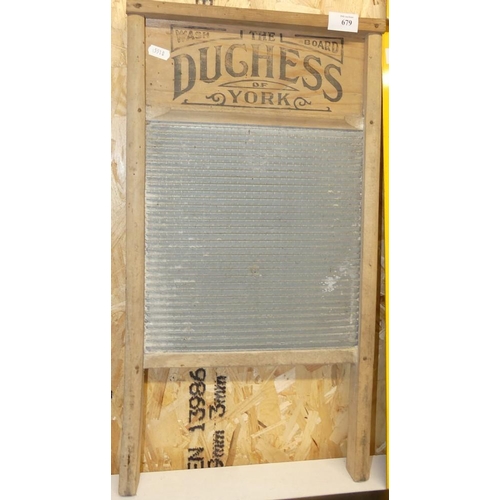 679 - Duchess Washboard.