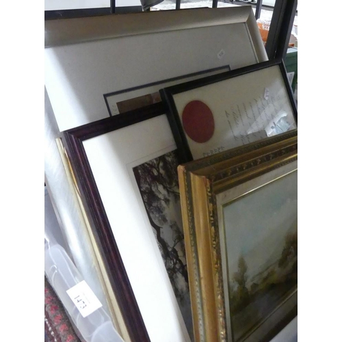 1473 - Box - Prints & Picture Frames.