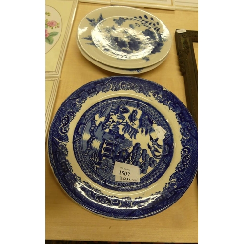 1507 - Five Assorted Plates - 2 x Chinese B & W, Pair of Willow Pattern & Masons Plate.