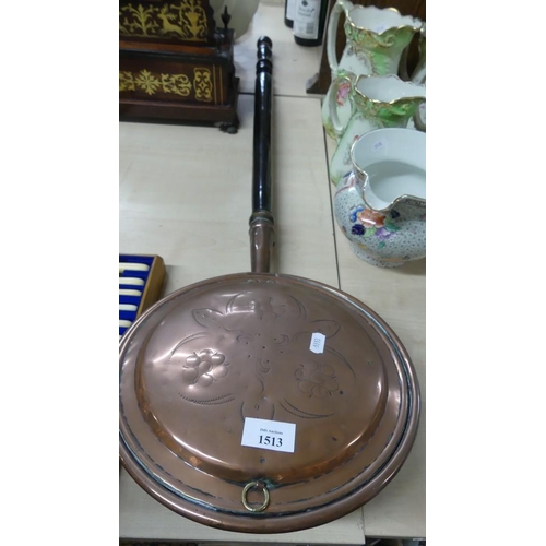 1513 - Antique Copper Bed Warming Pan.