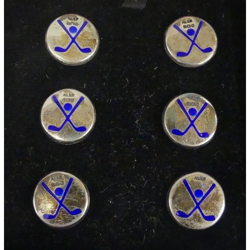 1565 - Box of 6 Silver Enamel Golf Buttons.
Birmingham hallmark 1934 maker Adie & Lovekin ltd.