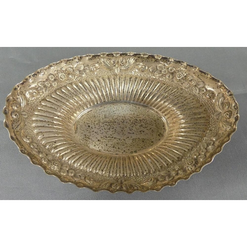 1569 - Fluted Floral Embossed London Silver Oval Dish, 3oz troy.