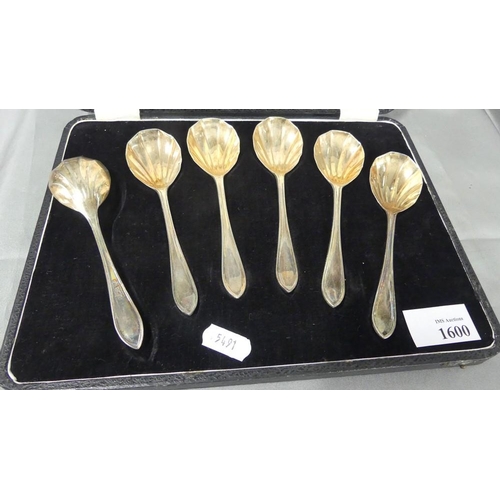 1600 - Cased Set of Six Sheffield Silver Dessert Spoons, weighing approx 5.64oz troy.