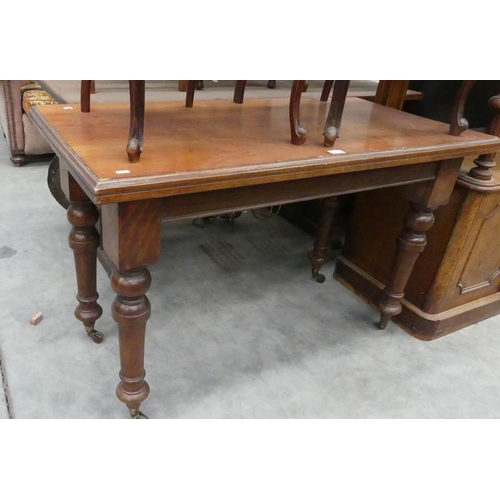 2359 - Victorian Mahogany Side Table.