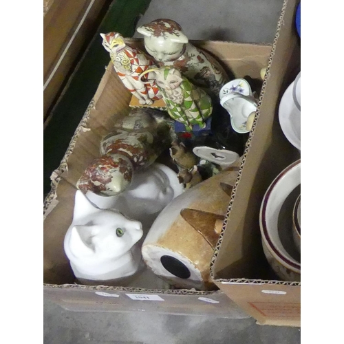 1041 - Box - Pottery Cats.