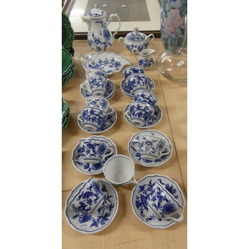 1082 - Continental Blue & White Pottery Coffee Set.