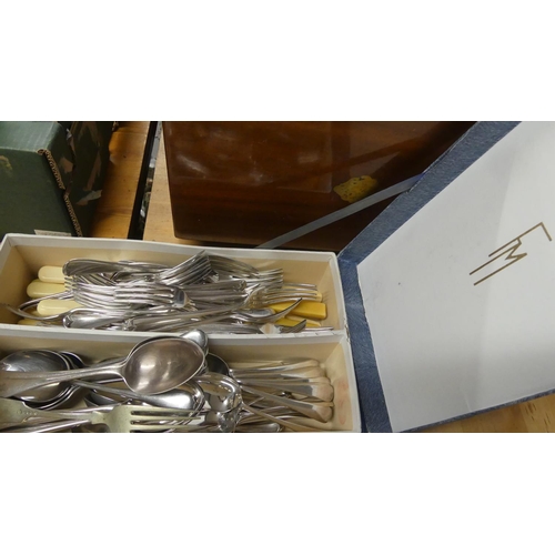 1093 - Box - Silver Plated & Other Cutlery.