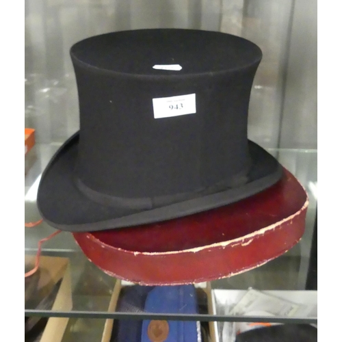 943 - Antique Folding Opera Top Hat in Original Box by Joshua Turner London.