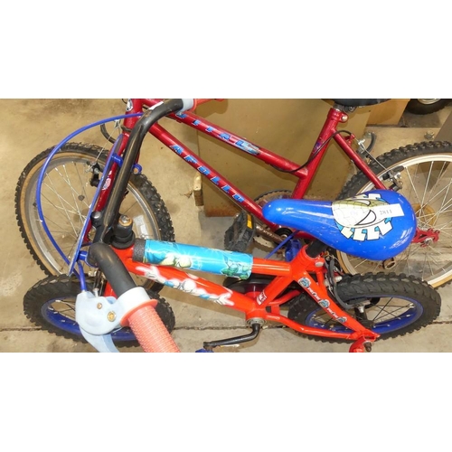 2811 - 2 Child's Bikes.