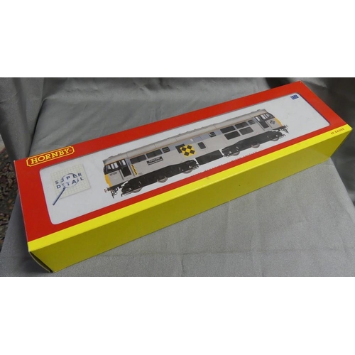 1466 - Boxed Hornby OO Gauge Model Railway Locomotive R2526.