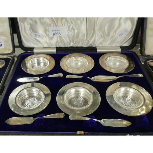 1606 - Cased Set of Six Birmingham Silver Butter Dishes & Knives - weighs 8.2oz troy.