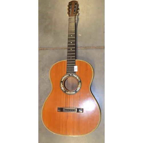 726 - 1930's Acoustic Guitar.