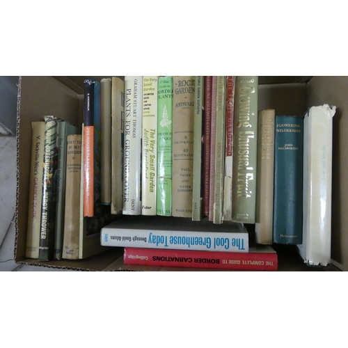 951 - Box of Assorted Books - Gardening & Plants.