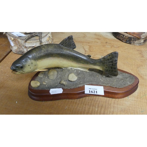 1621 - Handpainted Resin Sculpture of a Salmon on Wooden Base by R Gillon 93.