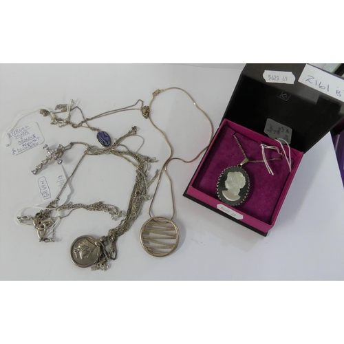 2161B - Sterling Silver Brooches & Chains.