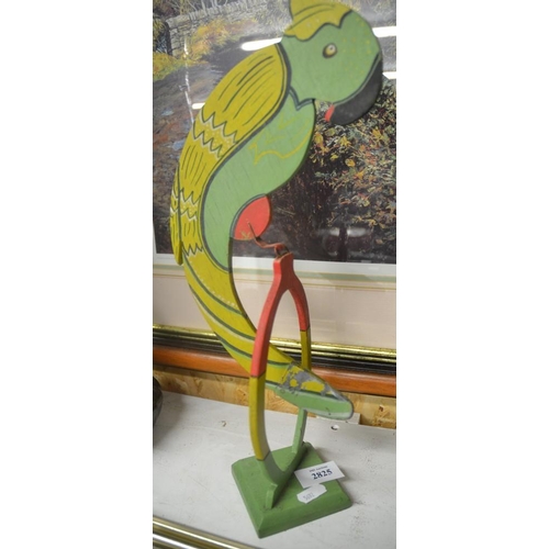 2825 - Perpetual Motion Desk Ornament In The Form Of A Parrot.