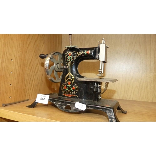 614 - Vintage Metal Child's Sewing Machine.