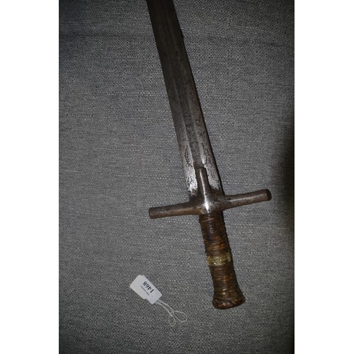 1468 - Sudanese Warrior Sword.