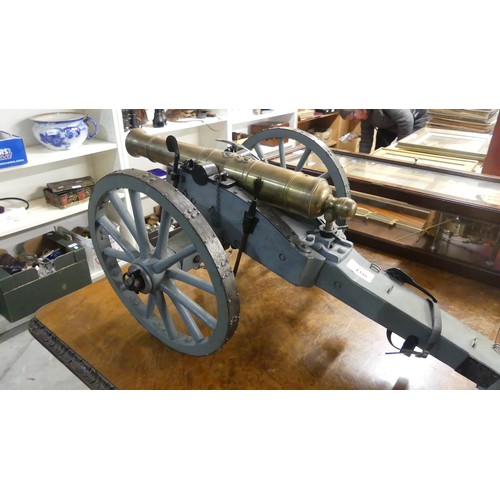 1386 - High Quality Large Scale Model of British Military Cannon with Heavy Bronze Barrel (barrel measures ... 