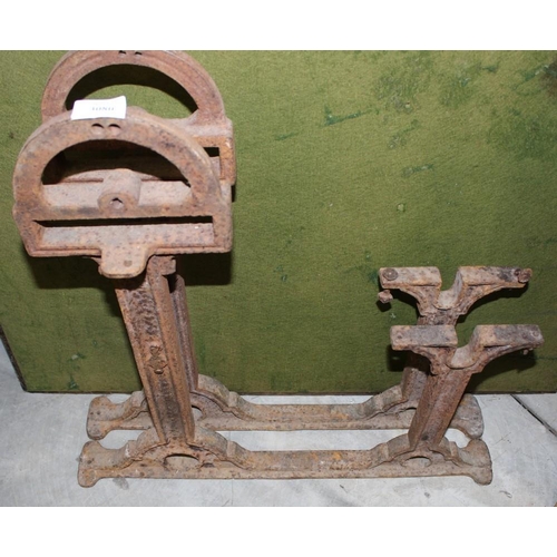 3068 - Pair Of Antique Cast Iron School Desk Mounts