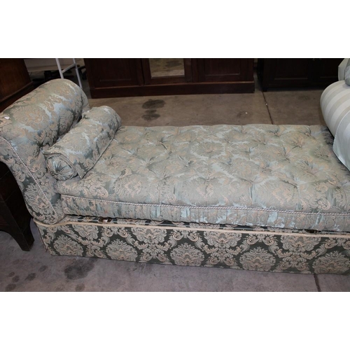 3095 - Grey Floral Upholstered Antique Day Bed.