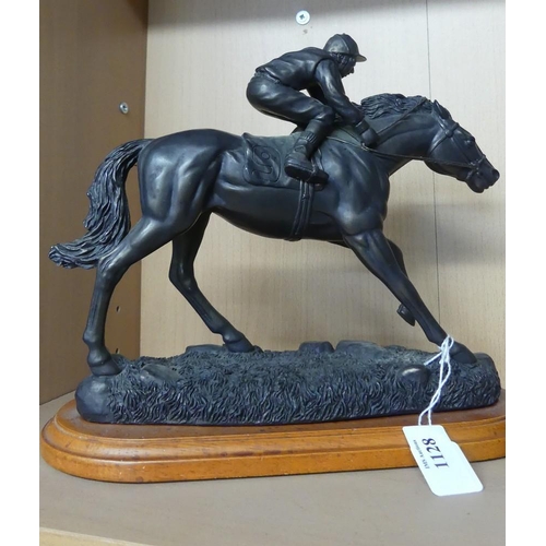 1128 - Modern Resin Figure - Racehorse & Jockey.