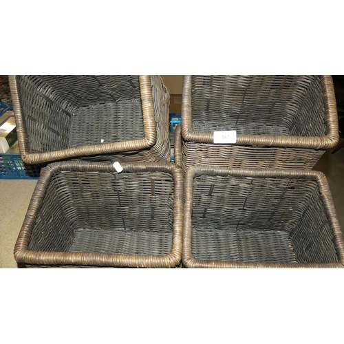 162 - 6 Storage Baskets