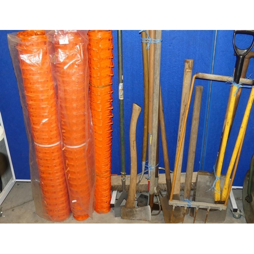 7 - Assorted Garden Tools & Safety Fencing