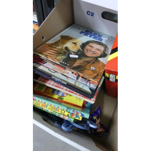 1237 - Box - Childrens Annuals, Enid Blyton Books etc.