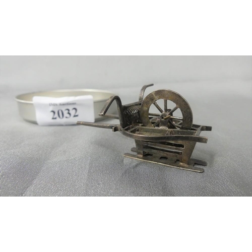 2032 - Chinese Silver Wheelbarrow Toothpick Holder Maker WH