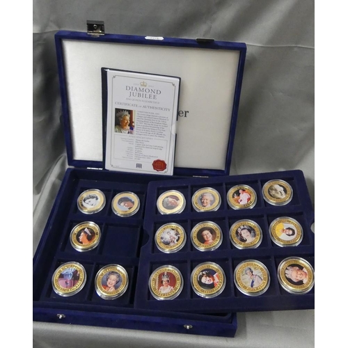 2071 - Case of Seventeen Collectors Coins - Queens Diamond Jubilee.